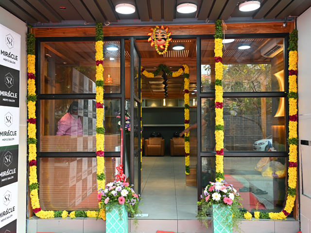 SR Miracle Salon Gallery